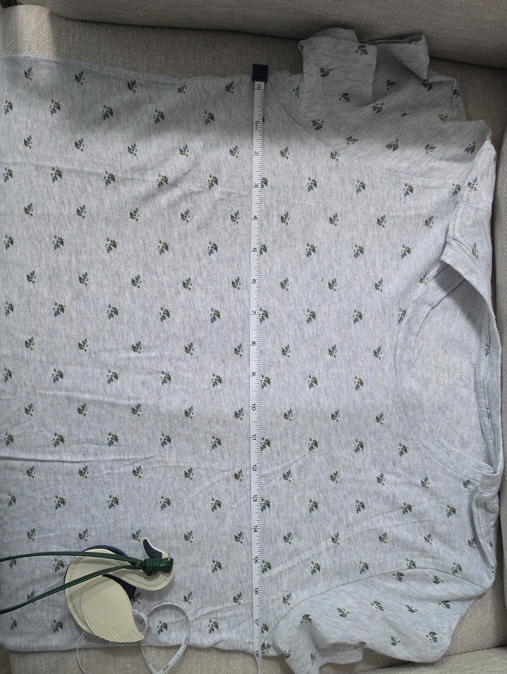 aerie Heather Gray Floral Tee with Tiny Green Blossoms - Picture 4 of 6